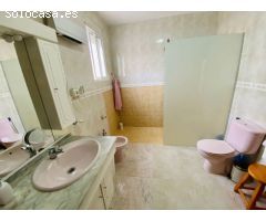 REBAJADO! GRAN VIVIENDA CON AMPLIA PARCELA Y VISTAS AL PANTANO