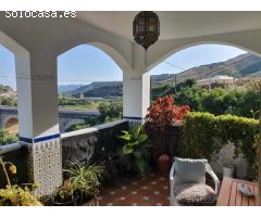 Gran casa de campo con 20.000 metros cuadrados de terreno