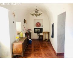 Especial casa cueva con parcela