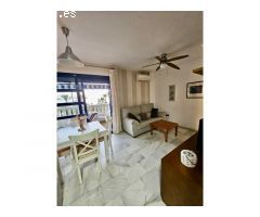 Increíble piso en primera línea de playa con terraza y plaza de parking en El