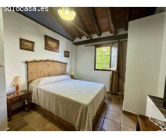 Espectacular casa con patio y terraza en Játar!