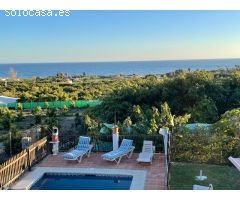 Magnífica casa de campo con piscina en Nerja!