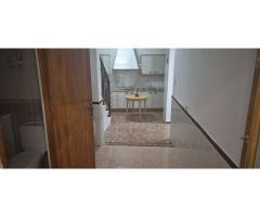 Gran casa con patio en Riogordo!