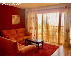 Encantador piso con terraza, plaza de parking y piscina en Alcaucín!