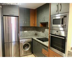 Encantador piso con terraza, plaza de parking y piscina en Alcaucín!