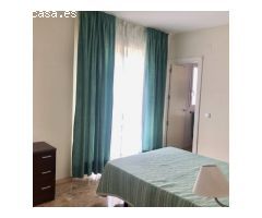 Encantador piso con terraza, plaza de parking y piscina en Alcaucín!