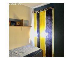 Encantador piso con terraza, plaza de parking y piscina en Alcaucín!