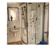 Encantador piso con terraza, plaza de parking y piscina en Alcaucín!