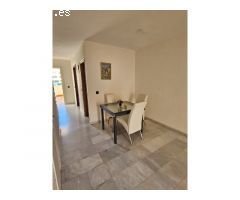 Encantador dúplex con terraza, vistas al mar y plaza de parking en Torre de