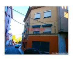 Edificio de 3 plantas en la calle Cardenal Cisneros