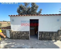 Finca con casa y piscina en Navalmoral de la Mata, Cáceres