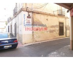 Local en calle General Queipo de Llano