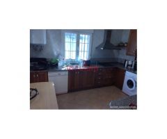 Finca de 7200 m2 con casa de 120 m2 en Urbanización La Narota de Belvis de