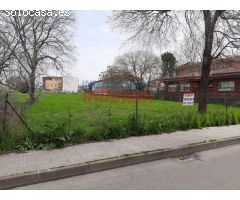 Solar urbanizable en calle Genaro Cajal