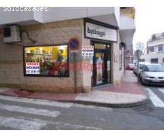 Local en calle Luis Chamizo