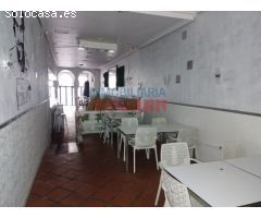 Local comercial en calle Urbano González Serrano