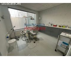Clínica dental en calle Manuel Mas