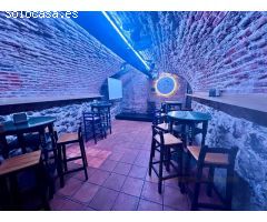 LOCAL CON LICENCIA DE BAR-CAFETERIA EN RENTABILIDAD EN ZONA CENTRO DE MADRID