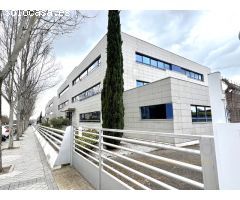 Alquiler de Oficinas de 220 m² y 217m² con Instalaciones Modernas y Flexibles