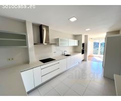 ¡Vive en un exclusivo chalet independiente en Molino de la Hoz!