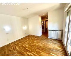 ¡Vive en un exclusivo chalet independiente en Molino de la Hoz!
