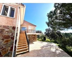 ¡Vive en un exclusivo chalet independiente en Molino de la Hoz!