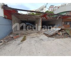 Se venden dos locales comerciales