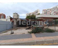 Se venden dos locales comerciales
