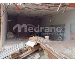 Se venden dos locales comerciales