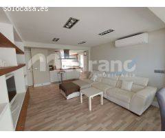 SE VENDE PISO EN 1º LINEA DE PLAYA DE LEVANTE