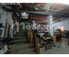 Se vende gran local comercial en Benidorm