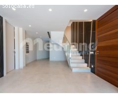 SE VENDE ESCLUSIVA DUPLEX EN 1º LINEA DE PONIENTE