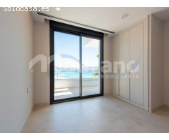 SE VENDE ESCLUSIVA DUPLEX EN 1º LINEA DE PONIENTE