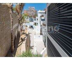 SE VENDE ESCLUSIVA DUPLEX EN 1º LINEA DE PONIENTE
