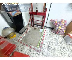 LOCAL COMERCIAL: MIRAFLORES-CRUZ ROJA