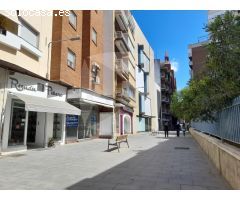 LOCAL EN PLENO CENTRO DE BADAJOZ