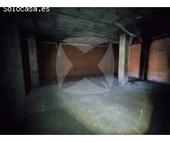 LOCAL COMERCIAL EN ALQUILER. ZONA HUERTA ROSALES.