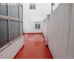PISO DE 4 DORMITORIOS , EN VENTA CON PLAZA DE GARAJE OPCIONAL , EN CASCO