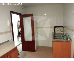 PISO DE 4 DORMITORIOS , EN VENTA CON PLAZA DE GARAJE OPCIONAL , EN CASCO