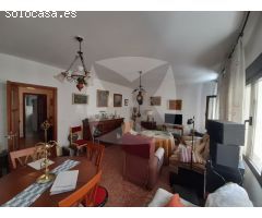 VIVIENDA EN VENTA CON PLAZA DE GARAJE SITUADA EN PLENO CENTRO DE LA CIUDAD