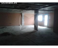 LOCAL SIN ADAPTAR EN VENTA DE ESQUINA ZONA PASEO CONDES DE BARCELONA