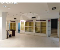 LOCAL COMERCIAL COMPLETAMENTE ADAPTADO JUNTO A EL CORTE INGLES.