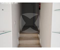 LOCAL COMERCIAL COMPLETAMENTE ADAPTADO JUNTO A EL CORTE INGLES.