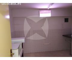 LOCAL COMERCIAL COMPLETAMENTE ADAPTADO JUNTO A EL CORTE INGLES.
