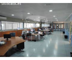 OPORTUNIDAD ÚNICA: NAVE EN VENTA DE 3270m2. POLIGONO EL NEVERO.