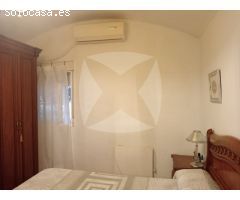CASA EN VENTA CON PATIO TRASERO DOBLE, PISCINA Y COCHERA. ZONA SAN RAFAEL DE