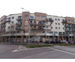 OFICINA EN ALQUILER CON DESPACHOS Y PLAZA DE GARAJE OPCIONAL. ZONA HUERTA