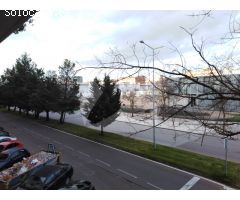 OFICINA EN ALQUILER CON DESPACHOS Y PLAZA DE GARAJE OPCIONAL. ZONA HUERTA