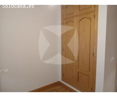 RESIDENCIAL CON PISCINA, ZONA MACONDO