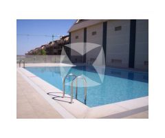 RESIDENCIAL CON PISCINA, ZONA MACONDO